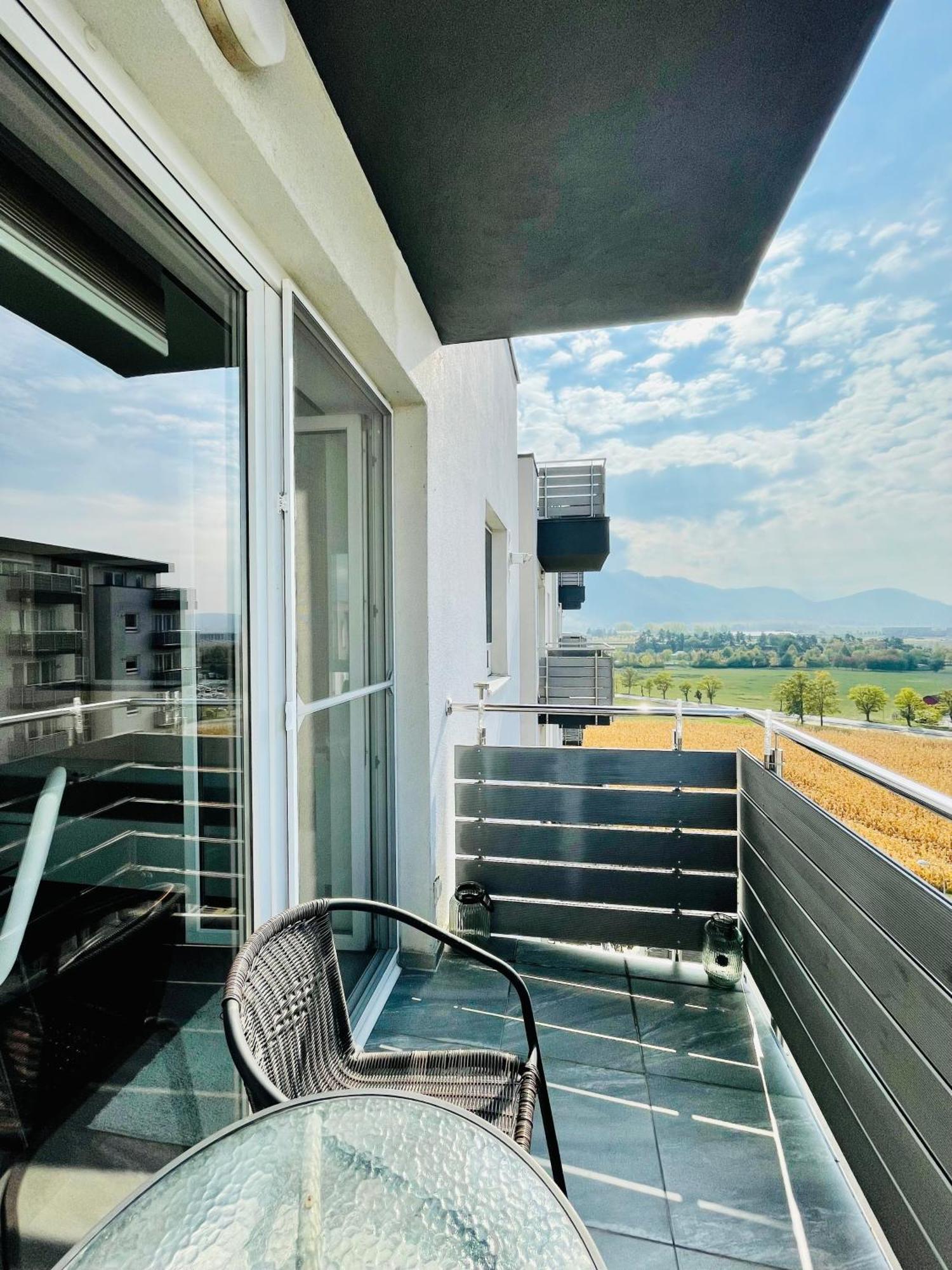 Mountain Apartament *